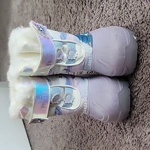 Toddler snow boots